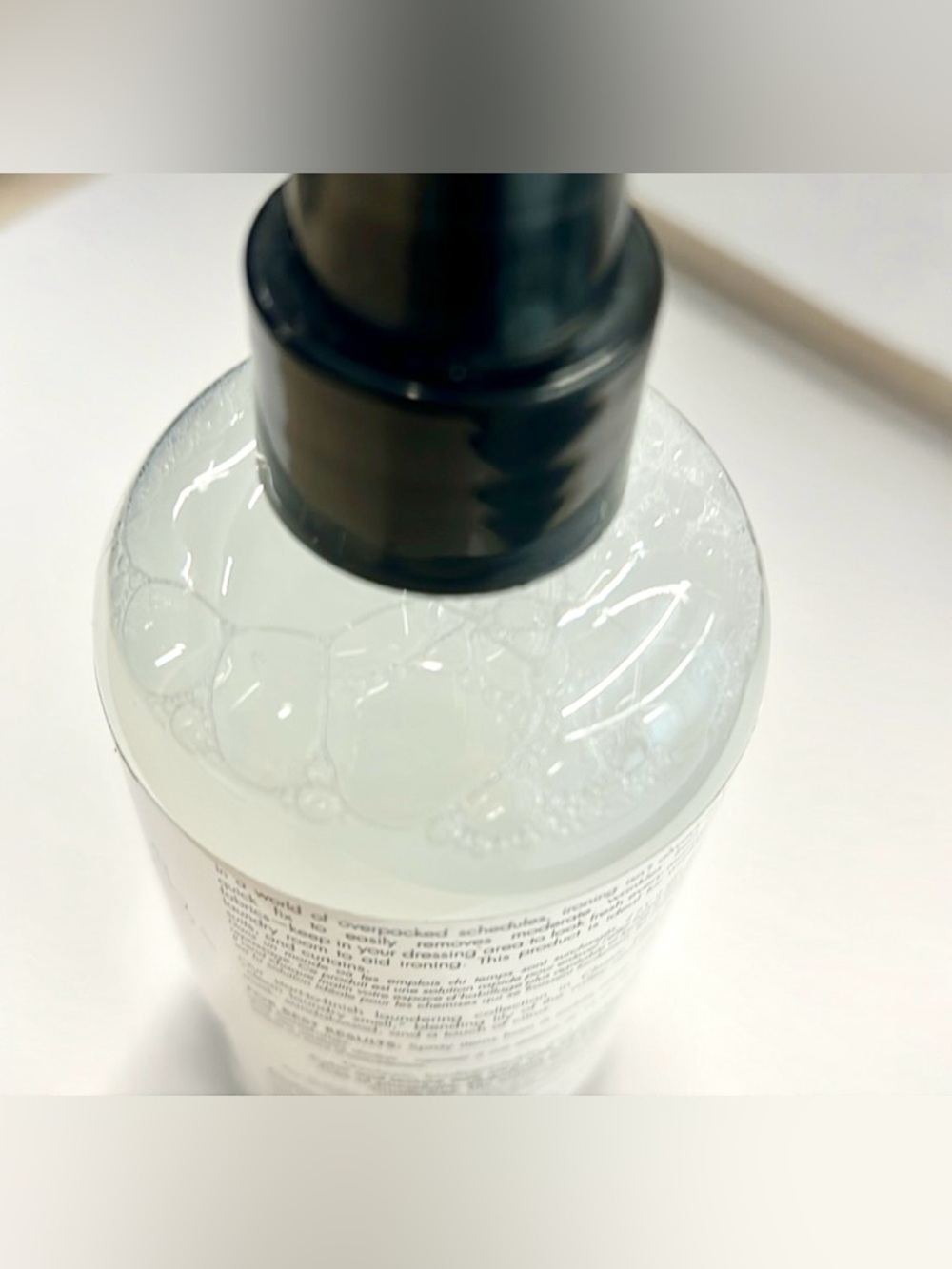 The Laundress New York Crease Release Spray Unused 8oz Wrinkle Release Spray - Picture 4 of 4